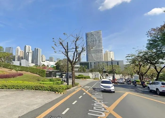 Citispace 1br Condotel At Ridgewood Towers Near Bgc Airport #rw14a *